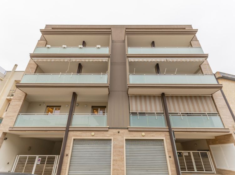 Quadrilocale in vendita, via Gabriele D'Annunzio  107, Acquaviva Delle Fonti