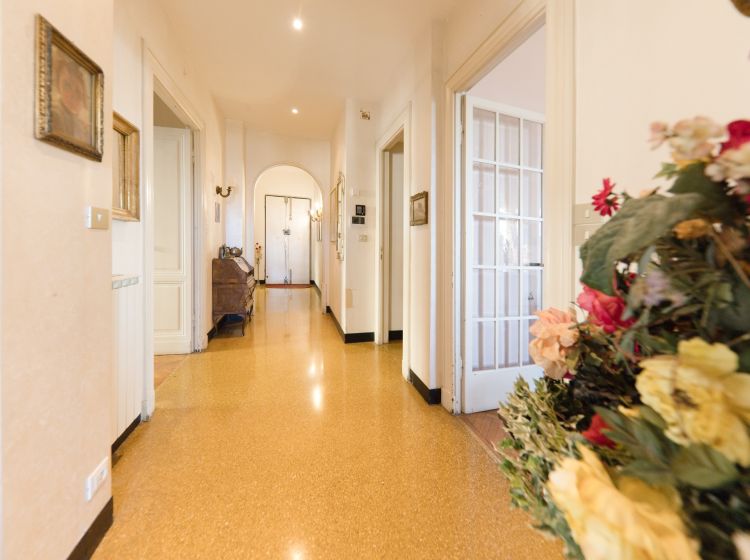 Appartamento in vendita, via Accinelli, Centro, Genova