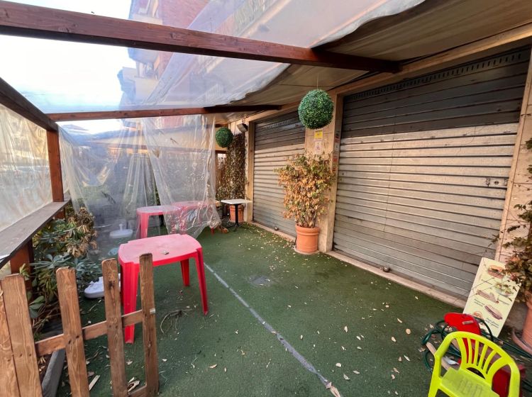 Negozio in vendita, via Alessandro Avoli  10, Monte Mario, Roma