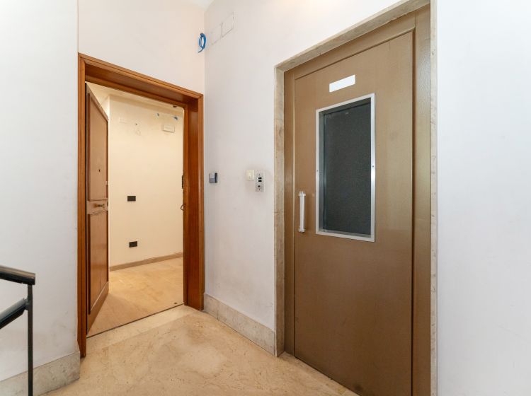 Trilocale in vendita, via Don Luigi Sturzo  142, Centro Storico, Catania