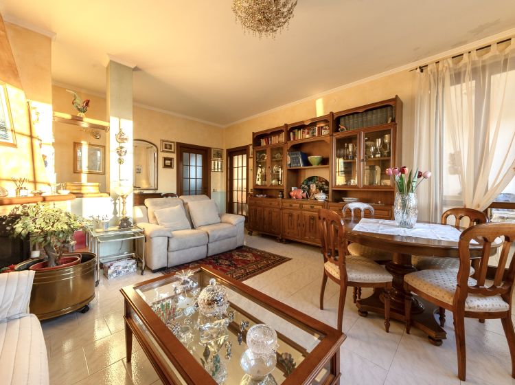 Trilocale in vendita, via Alfredo Catalani  73, Settimo Centro, Settimo Milanese