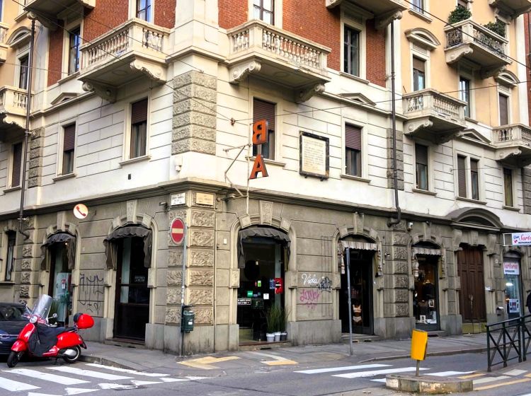 Negozio in vendita, via Luigi Cibrario  68/B, San Donato, Torino