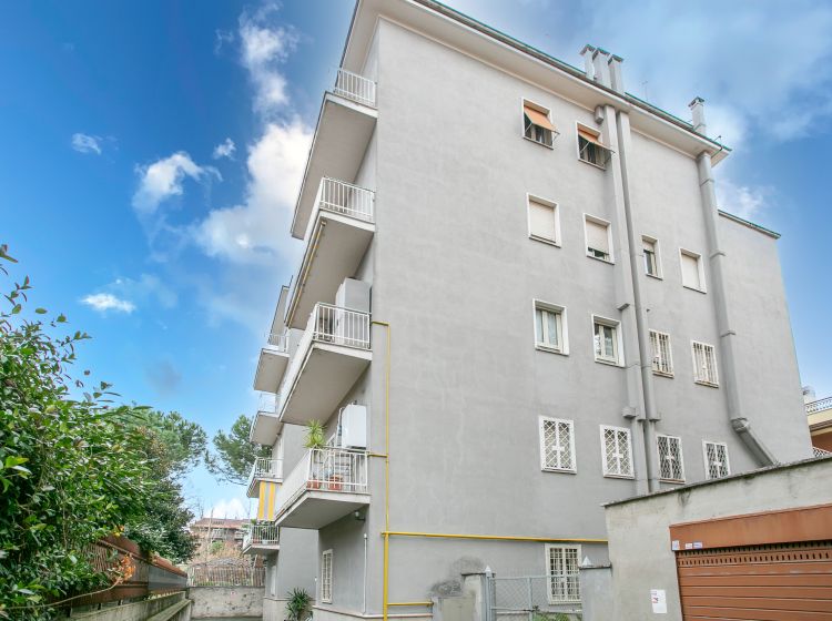 Bilocale in vendita, viale Alessandrino  304, Alessandrino, Roma