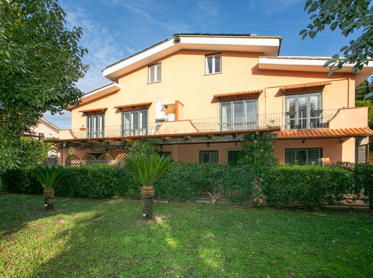 Villa in vendita, via del Laghetto  26b, Fiano Romano