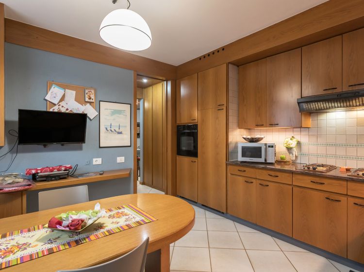 Stabile o palazzo in vendita, via della Vittoria  8, Bonate Sopra