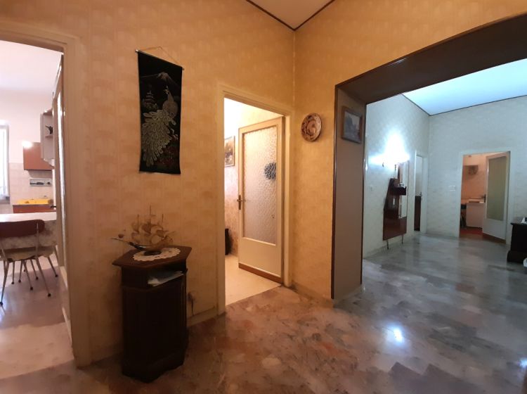 Trilocale in vendita, via Roma  35, Acquapendente