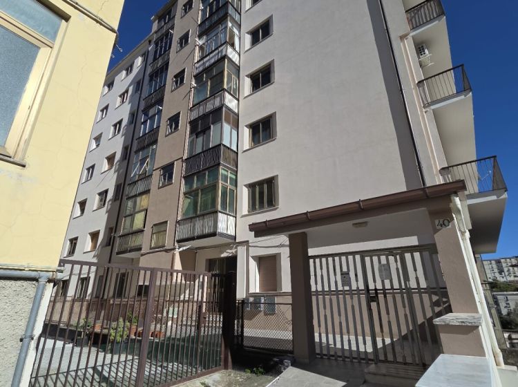 Trilocale in vendita, via Antonio Gramsci  40, Pontepiccolo, Catanzaro