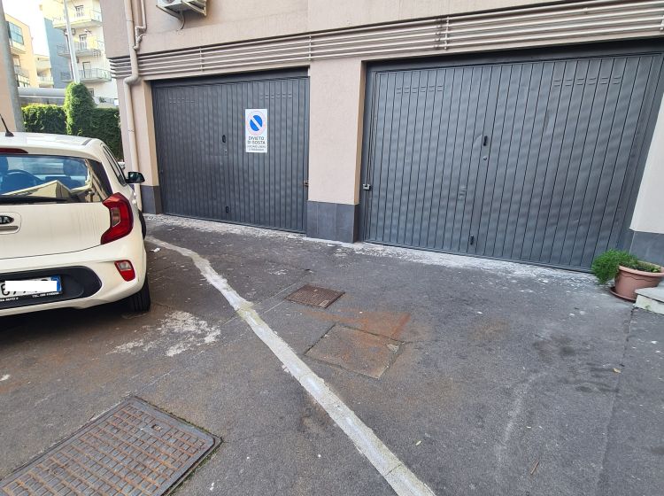 Box / Garage in affitto, viale Raffaello Sanzio  2, Province, Catania