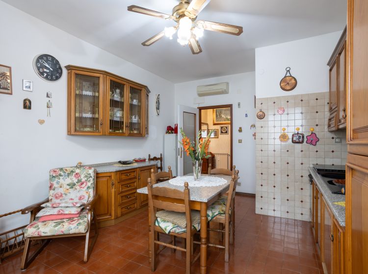 Trilocale in affitto, via Marco Mastacchi  238, Periferia nord, Livorno