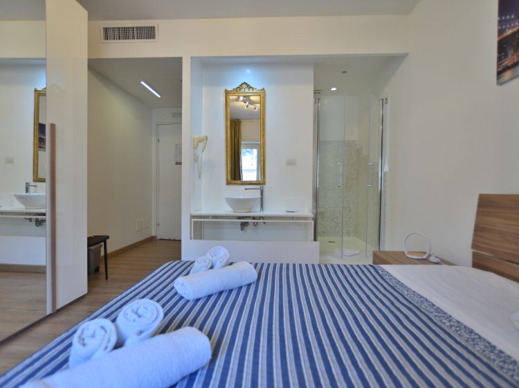 Appartamento in vendita, via Cesare Pascarella  46, Trastevere, Roma