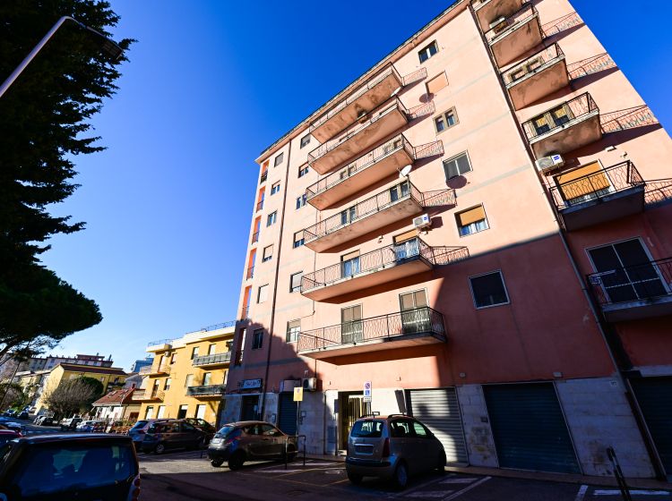 Quadrilocale in vendita, via Bambinello Gesù  24, Pontepiccolo, Catanzaro