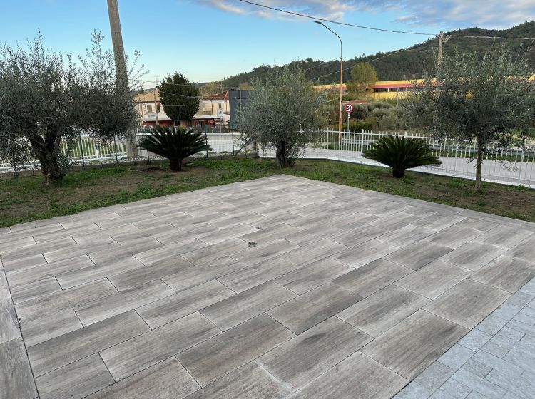 Negozio in vendita, via del Villino, Alanno Scalo, Alanno