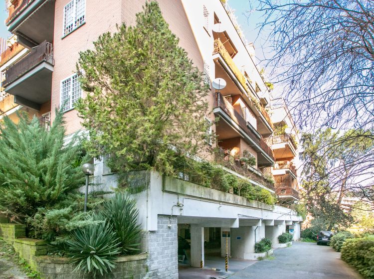 Trilocale in affitto, via Sanzeno  15, Cortina d'Ampezzo, Roma