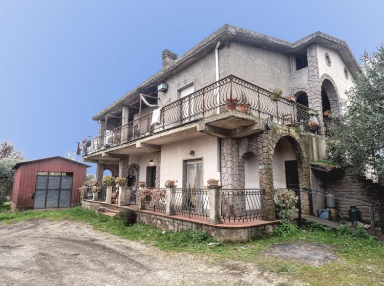Villa in vendita, Sudano  Vignanello VT  Italia, Vignanello