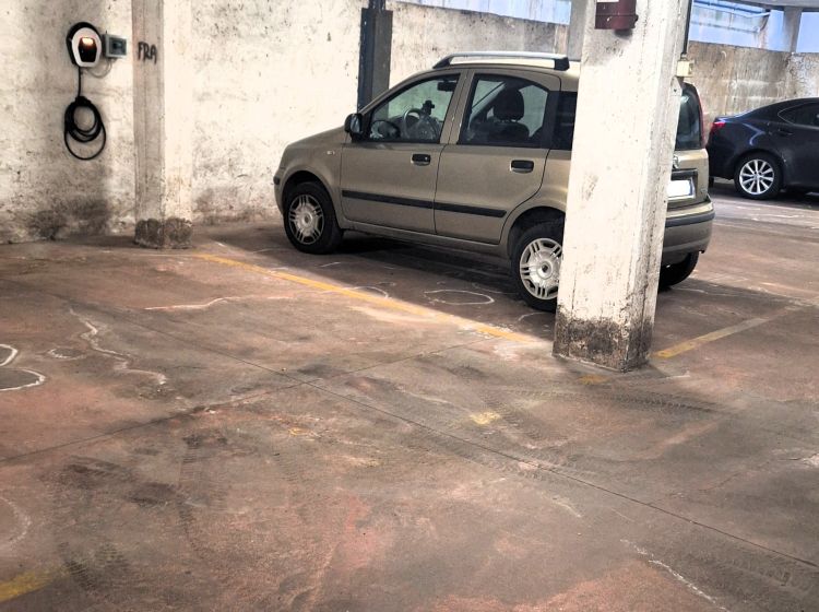 Posto auto in vendita, via Tazio Nuvolari  152, Montagnola, Roma