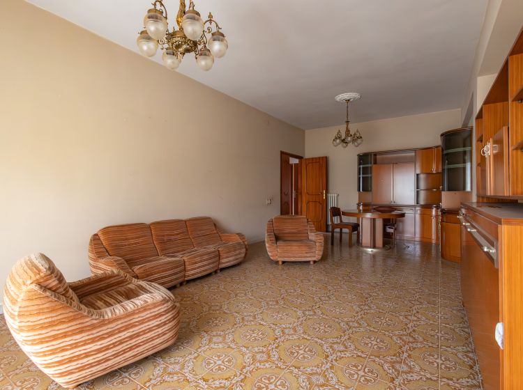 Trilocale in vendita, via Conti di Loritello  9/B, Santa Maria, Catanzaro