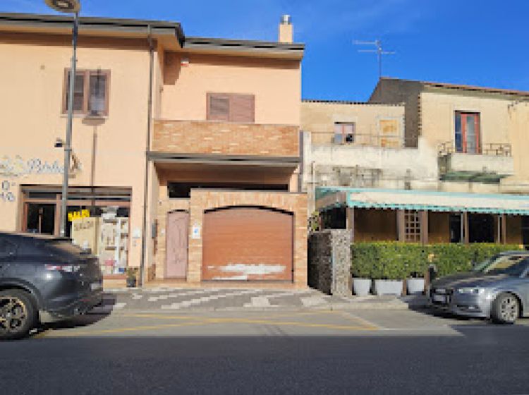 Villa in vendita, Strada Statale 106 Jonica  20, Caulonia Marina, Caulonia