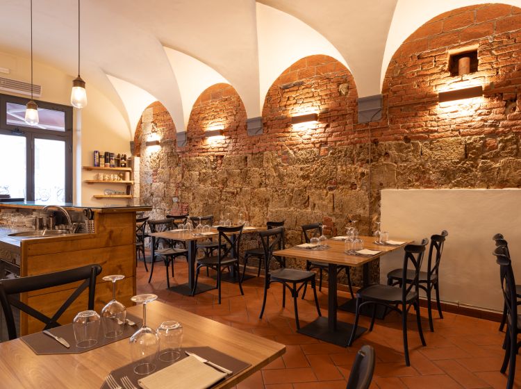 Attività / Licenza in vendita, Piazza Francesco Carrara  16, Centro, Pisa