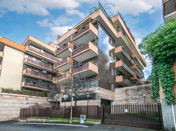 Bilocale in affitto, via Courmayeur  79, Cortina d'Ampezzo, Roma