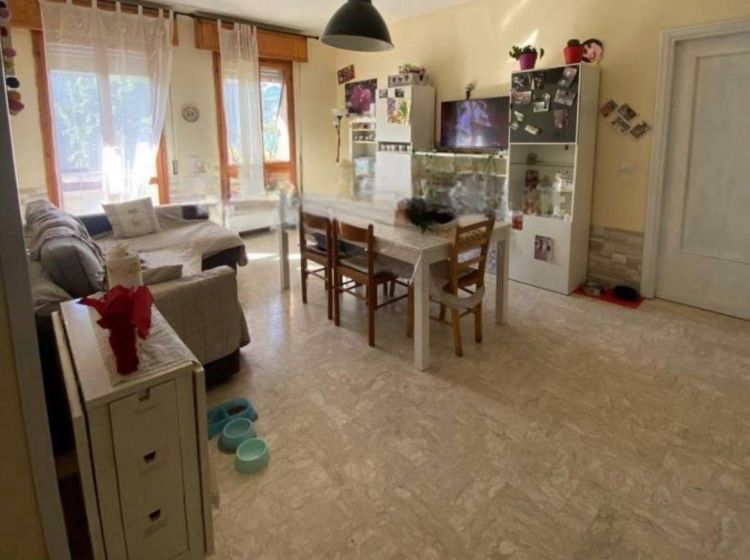 Trilocale in vendita, via Malta, Borgo Val Di Taro