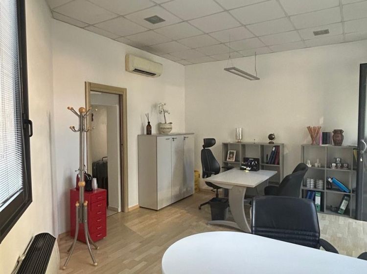 Ufficio in vendita, via Rolando dei Capelluti, Ospedale, Parma