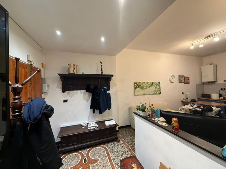 Bilocale in affitto, via Piacenza  11, Molassana, Genova