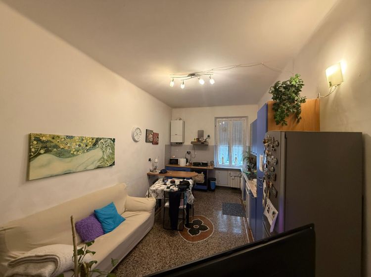 Bilocale in affitto, via Piacenza  11, Molassana, Genova
