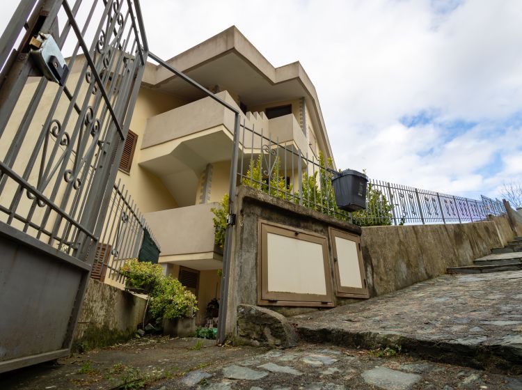 Trilocale in vendita, via Corace 1, Gimigliano