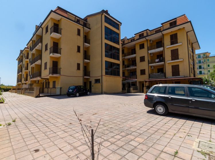 Bilocale in vendita, via Cavour, Nocera Terinese