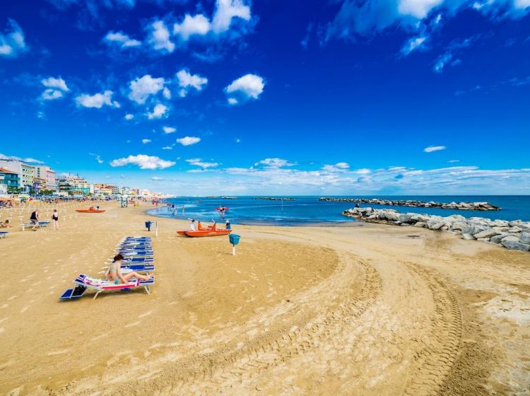 Terreno residenziale in vendita, via Ippolito Nievo, Igea Marina, Bellaria-igea Marina