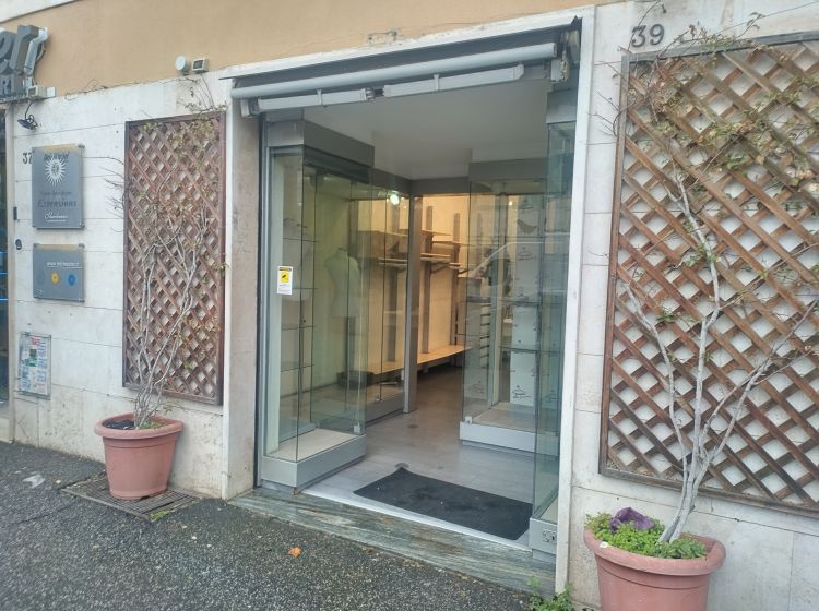 Negozio in affitto, via Giovanni de Calvi  39, Colli Portuensi, Roma