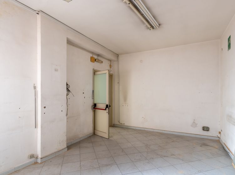 Appartamento in vendita, via Generale Francesco Pignatelli  16bis, Centro, Napoli