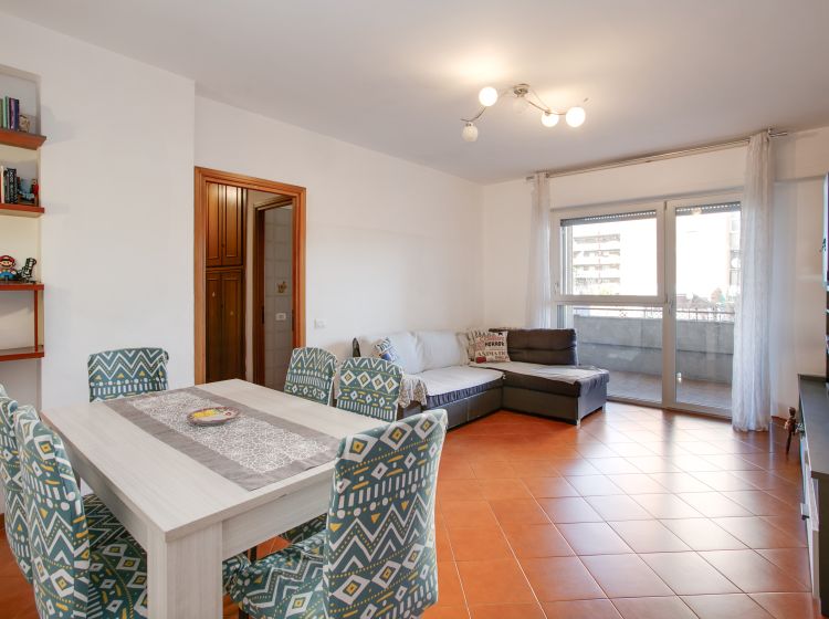 Trilocale in vendita, via Deserto del Gobi , Torrino, Roma