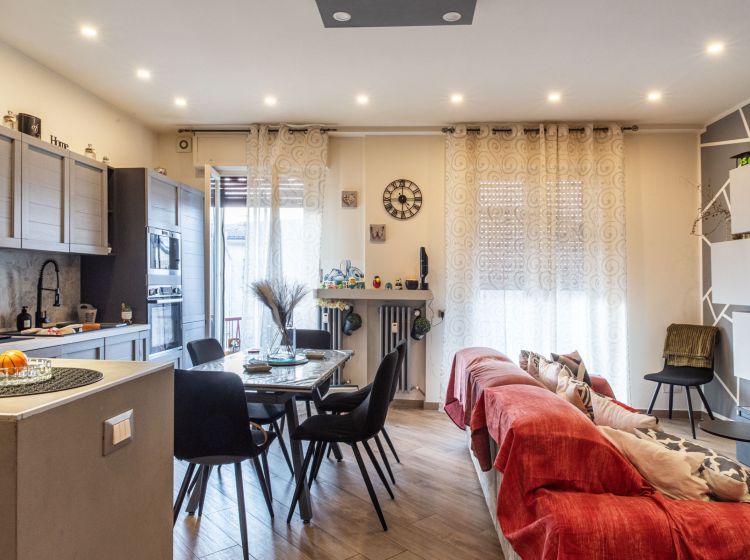 Trilocale in vendita, via G. Bellone  23, Mede