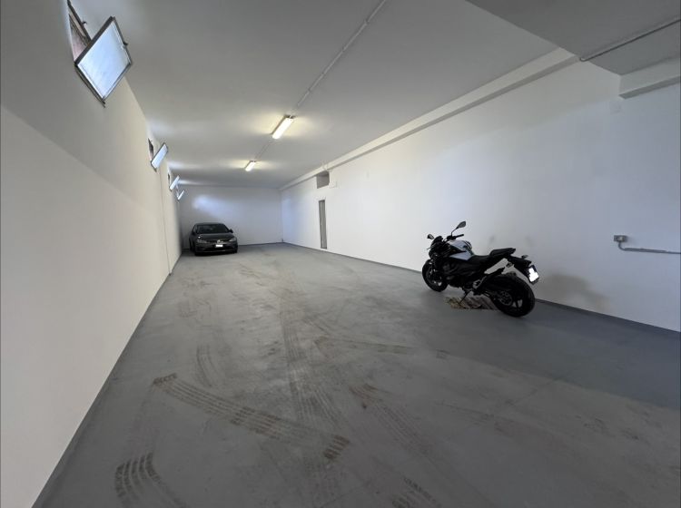 Box / Garage in vendita, via Virginia Agnelli  52, Colli Portuensi, Roma