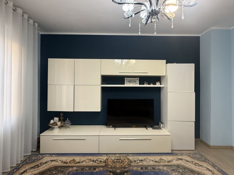 Trilocale in vendita, viale Ildebrando Cocconi, San Leonardo, Parma