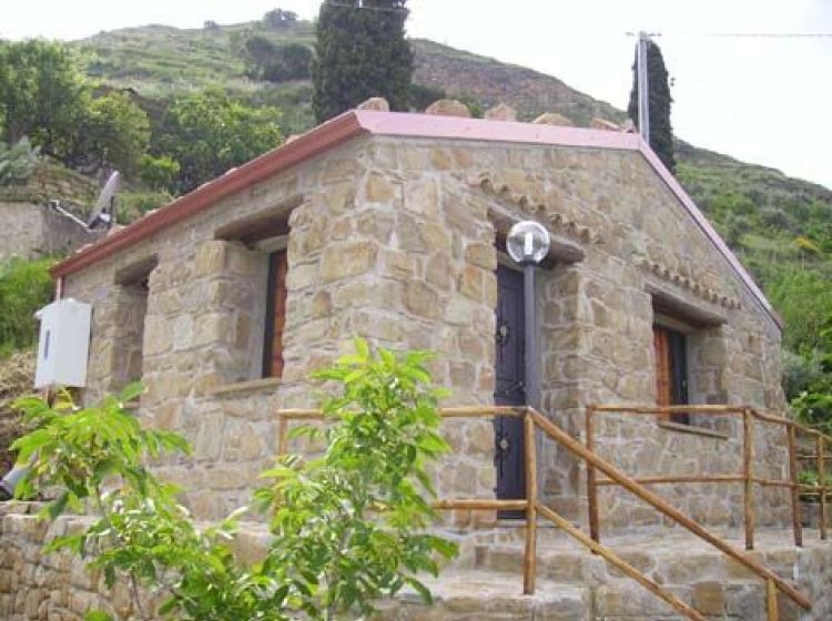 Sasso in vendita, Contrada Pantano, Villa Margi, Reitano