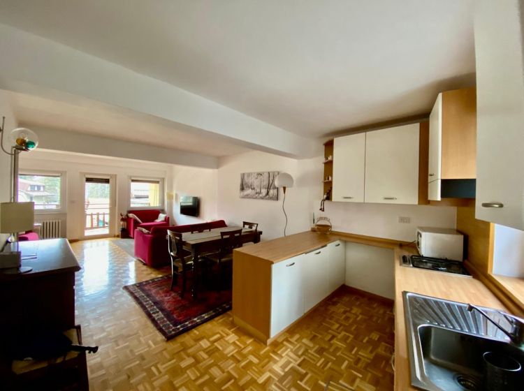 Bilocale in affitto, via G. F. Medail  22, Bardonecchia