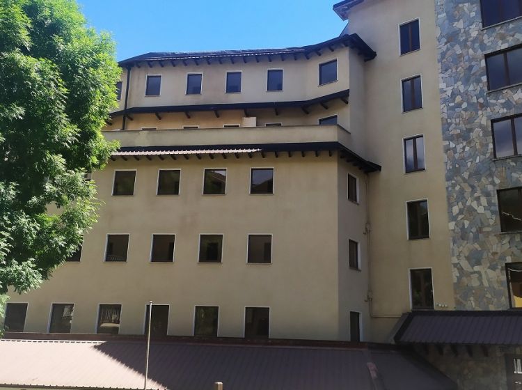 Bilocale in affitto, via G. F. Medail  22, Bardonecchia