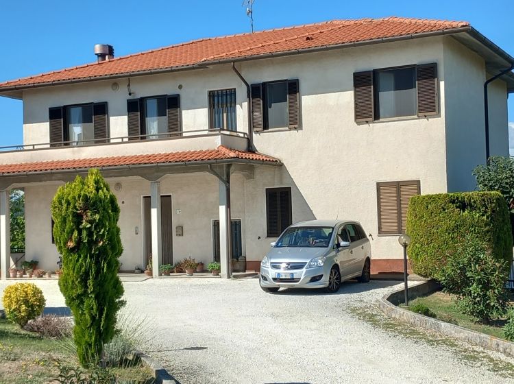 Villa in vendita, Frazione Sant'Apollinare  118, Arcevia