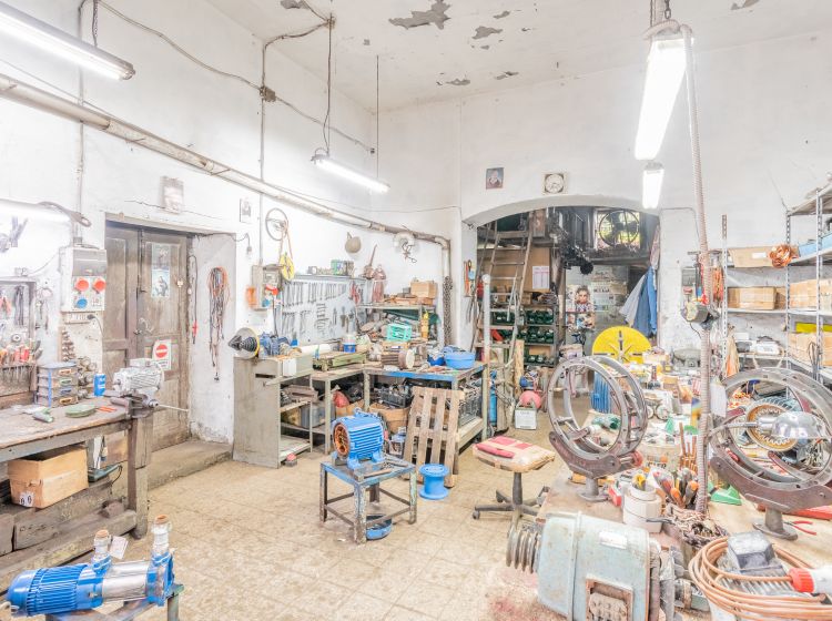 Negozio in vendita, Corso V. Emanuele  129, Angri