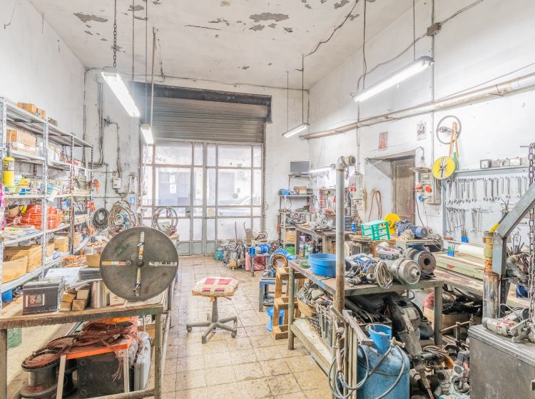 Negozio in vendita, Corso V. Emanuele  129, Angri