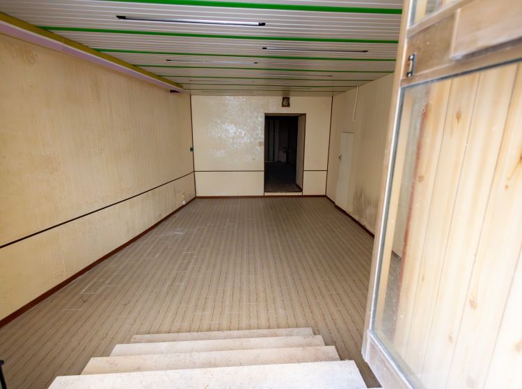 Negozio in vendita, via XX Settembre  38, Centro Storico, Catanzaro