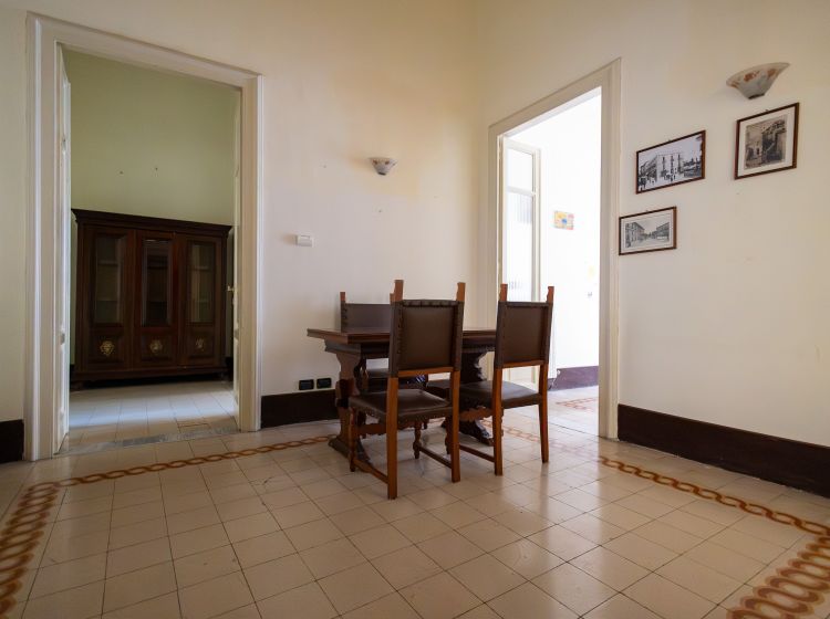 Trilocale in vendita, Salita Ii Del Rosario  1, Centro Storico, Catanzaro