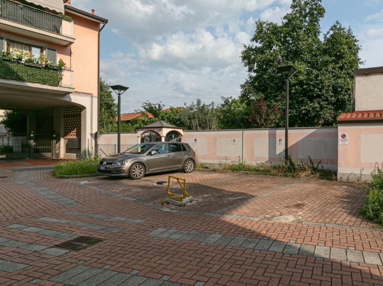 Negozio in affitto, Rovagnasco, Segrate