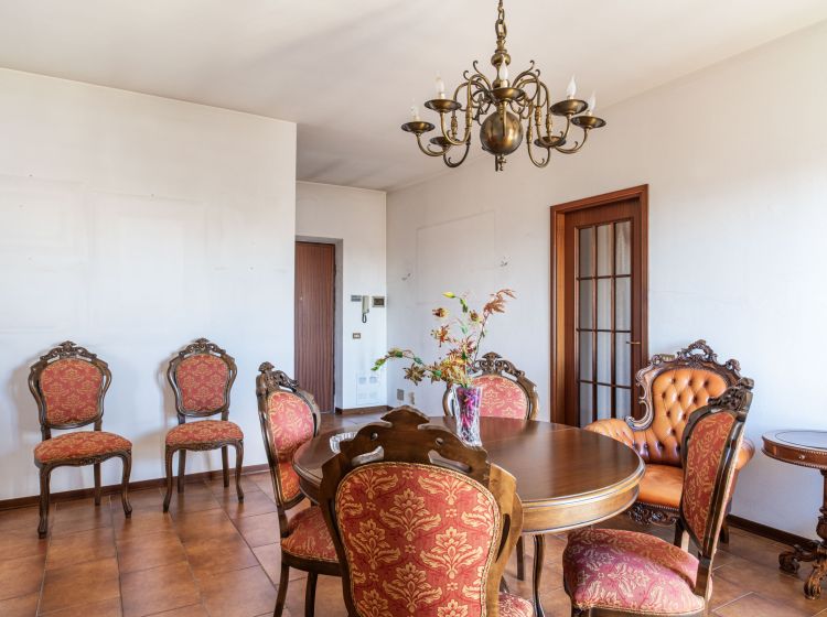 Trilocale in vendita, via XXV Aprile  32, Mede