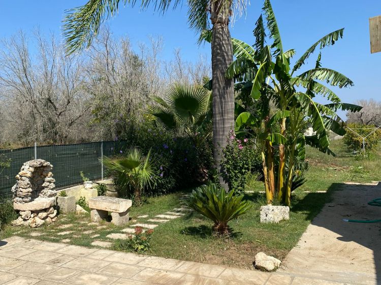 Villa in vendita, S.P. Supersano/Scorrano - Contrada Montinati, Supersano