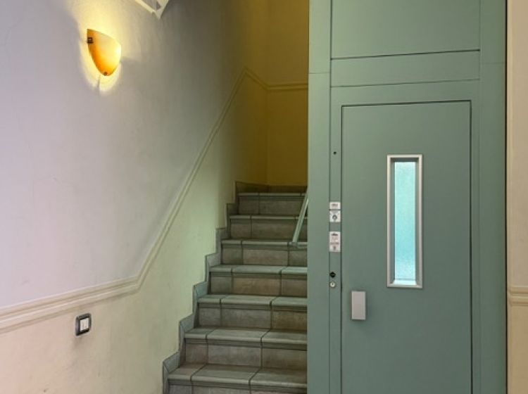 Bilocale in affitto, Strada XX Settembre  75, Centro, Parma