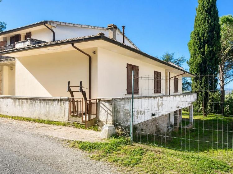 Villa in vendita, viale Mazzini  41/B, Peccioli