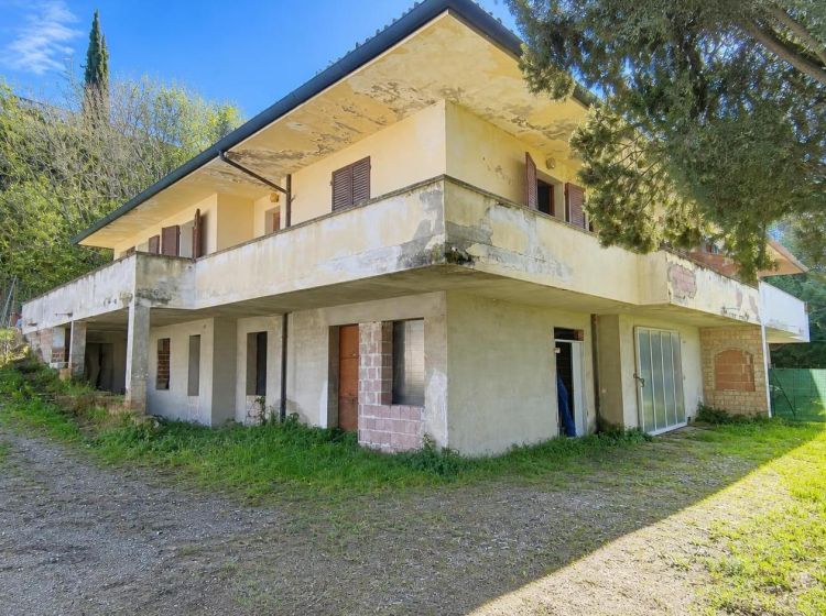 Villa in vendita, viale Mazzini  41/B, Peccioli